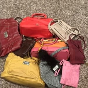 Handbags and crossbody - 9 items